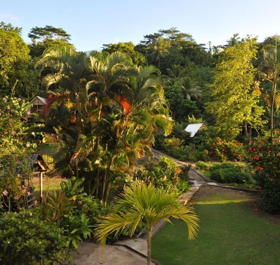 Huahine Manta Lodge Avec 4X4 Optionnel Haapu Exteriér fotografie
